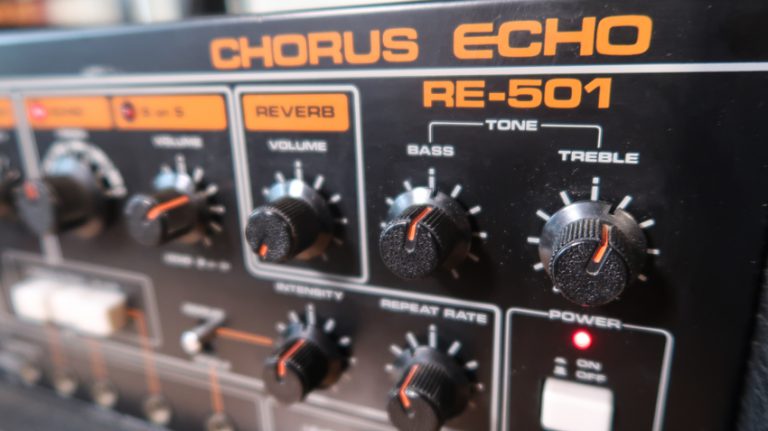 Roland RE-501 Chorus Echo Controls